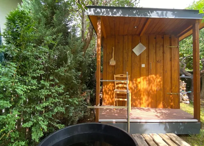 +authentic+ アパート